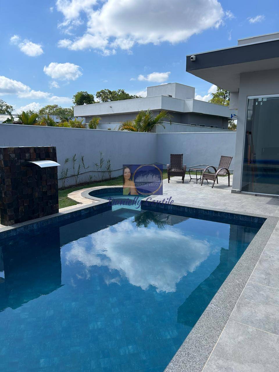 Casa, 3 quartos, 170 m² - Foto 1